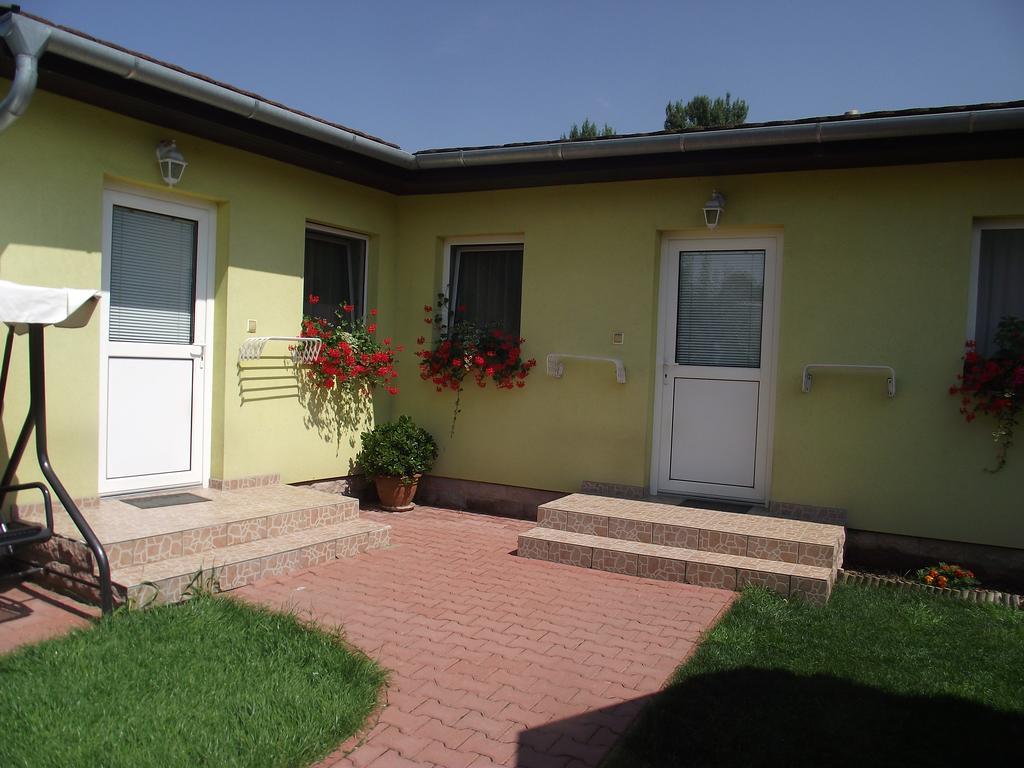 Apartman Kaszas Garden Mosonmagyaróvár 외부 사진