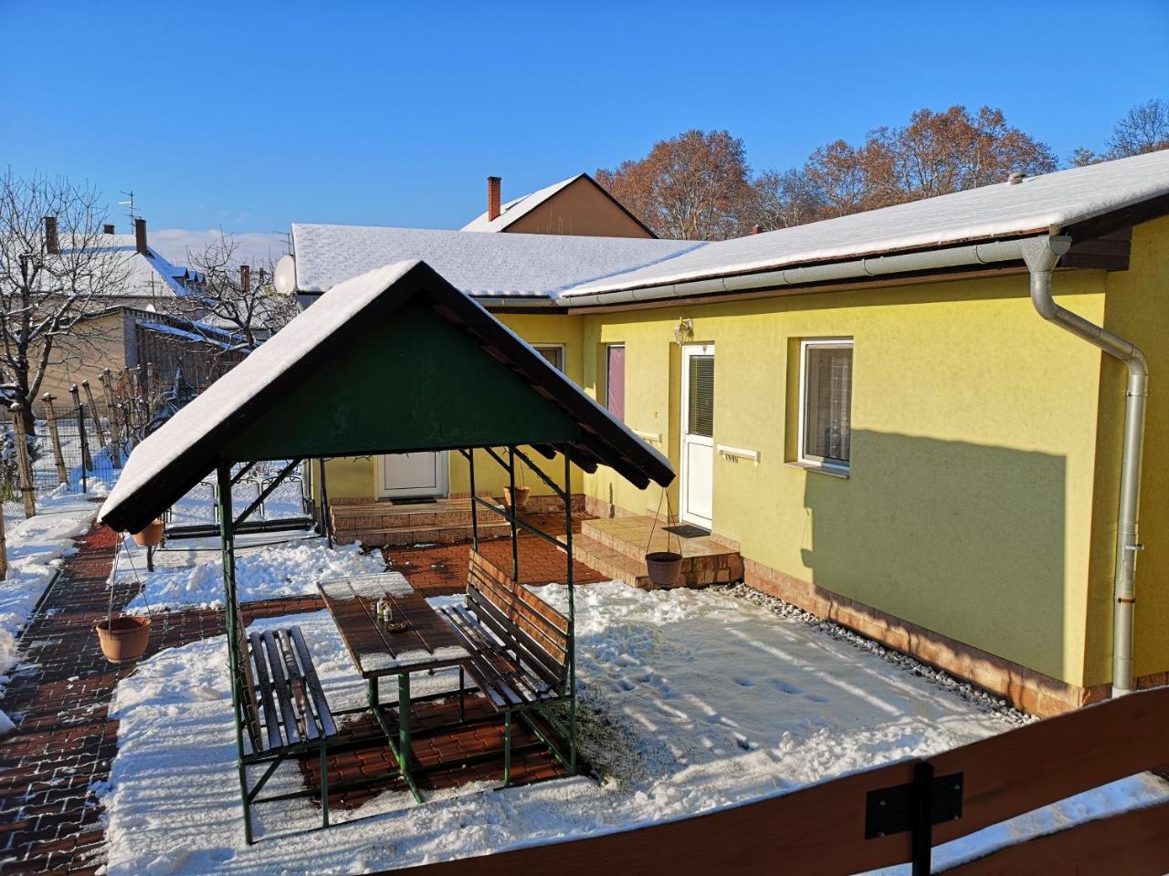 Apartman Kaszas Garden Mosonmagyaróvár 외부 사진